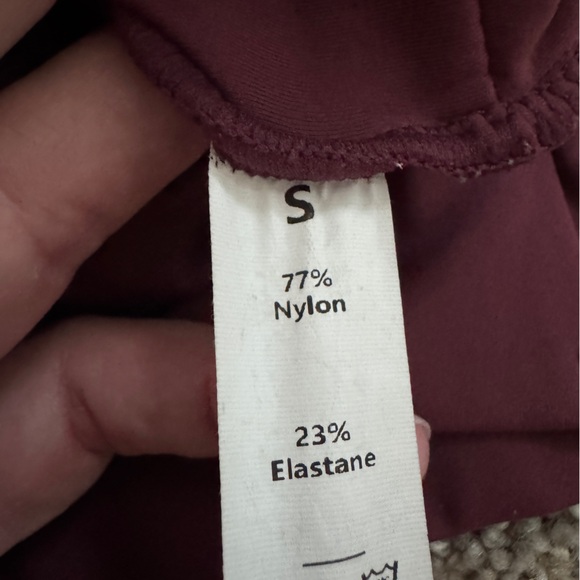 Women's Burgundy Sports Bra crop top Small - Picture 8 of 8